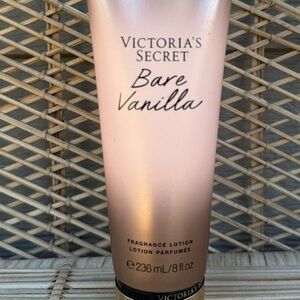 Victoria's Secret Body Lotion Bare Vanilla